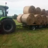 Seno kulaté balíky, sláma 